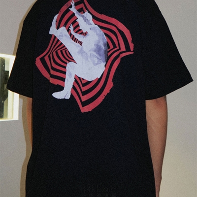 市场上装-T恤-电商T恤