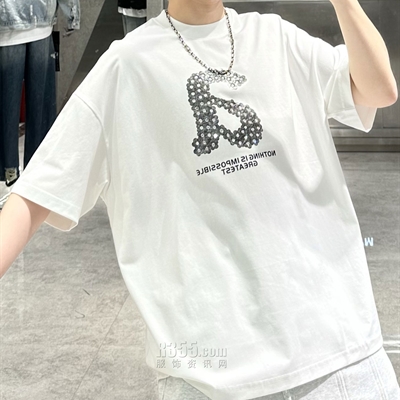 市场上装-T恤-休闲T恤