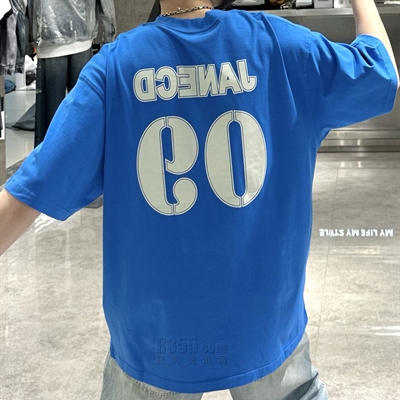 市场上装-T恤-休闲T恤