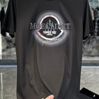 市场上装-T恤-欧货T恤