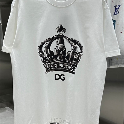 市场上装-T恤-欧货T恤