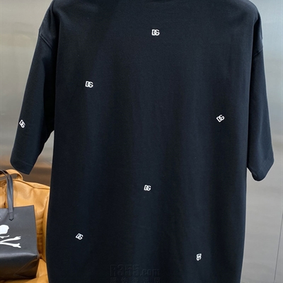 市场上装-T恤-欧货T恤