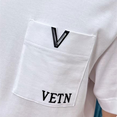 市场上装-T恤-欧货T恤