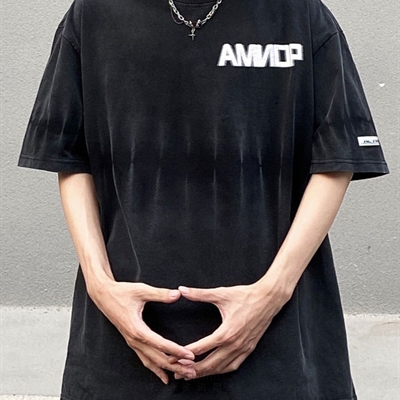 市场上装-T恤-电商T恤