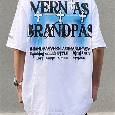 市场上装-T恤-电商T恤