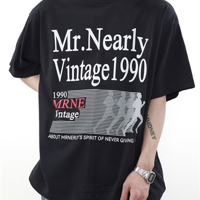 市场上装-T恤-电商T恤