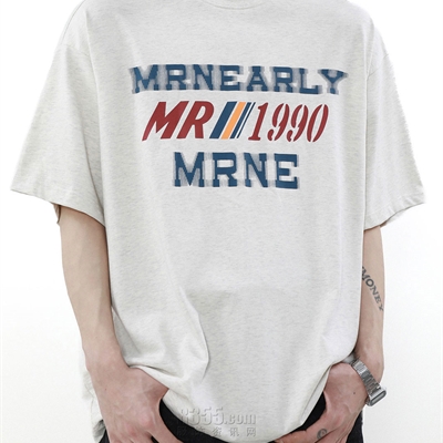 市场上装-T恤-电商T恤