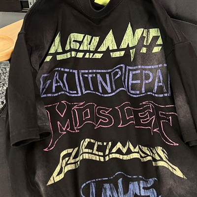 市场上装-T恤-电商T恤