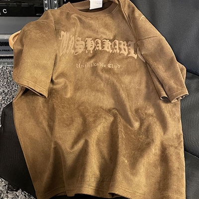 市场上装-T恤-电商T恤