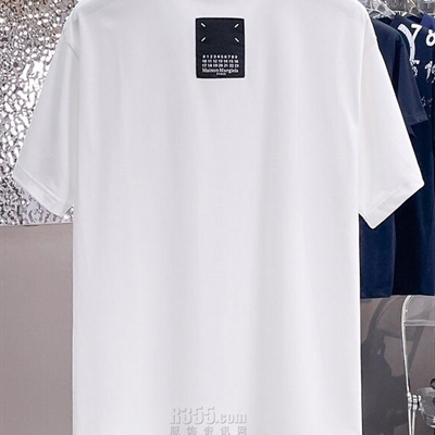 市场上装-T恤-欧货T恤