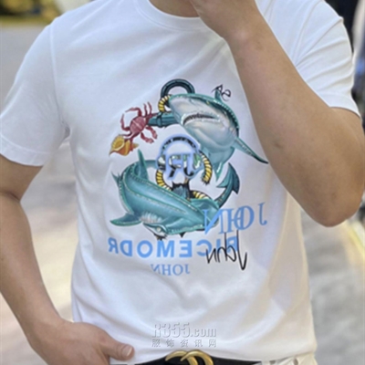 市场上装-T恤-欧货T恤
