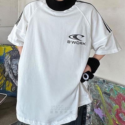 市场上装-T恤-电商T恤