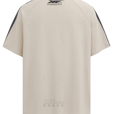 市场上装-T恤-电商T恤