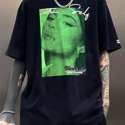 市场上装-T恤-电商T恤