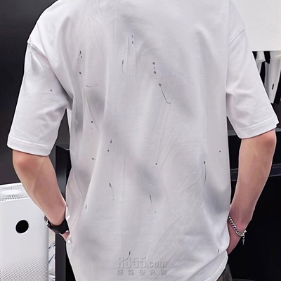 市场上装-T恤-欧货T恤