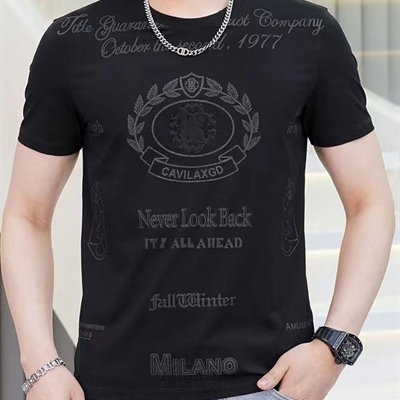 市场上装-T恤-欧货T恤