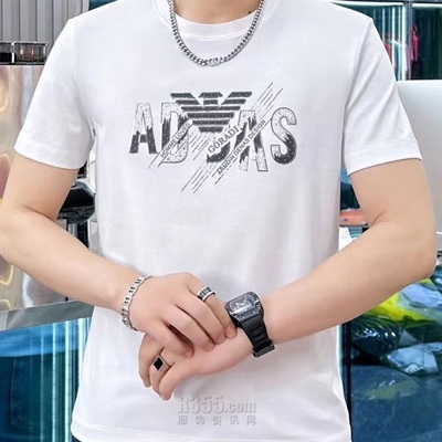 市场上装-T恤-欧货T恤