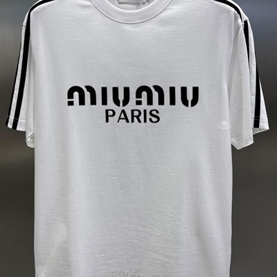 市场上装-T恤-欧货T恤