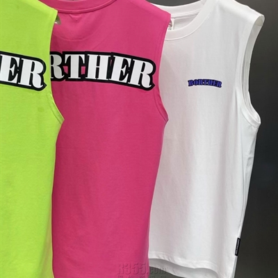 市场上装-T恤-欧货T恤