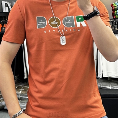 市场上装-T恤-欧货T恤