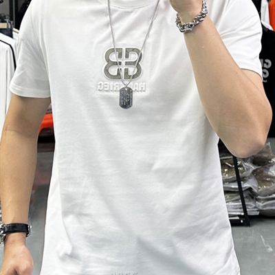 市场上装-T恤-欧货T恤