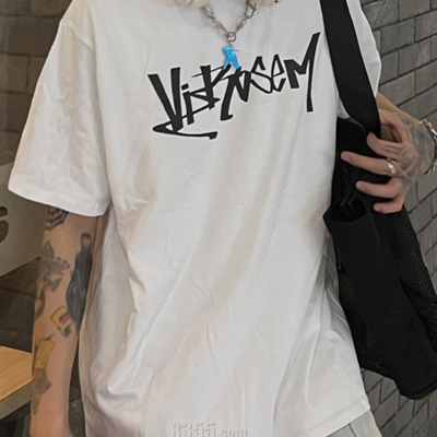 市场上装-T恤-电商T恤