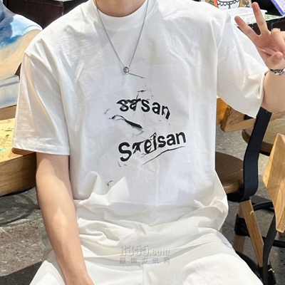 市场上装-T恤-电商T恤