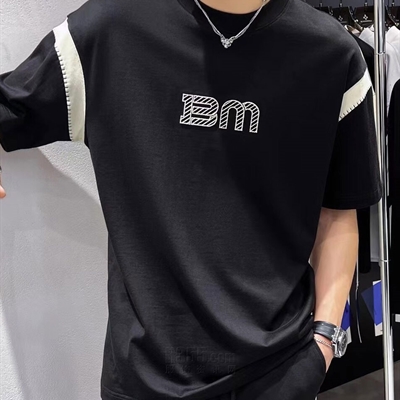 市场上装-T恤-欧货T恤