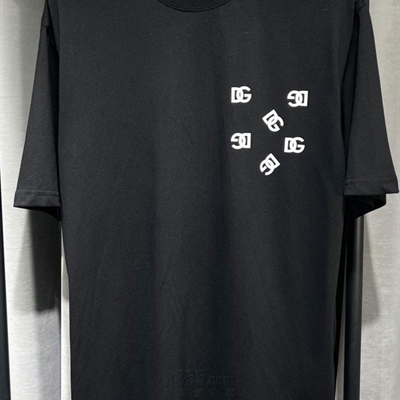 市场上装-T恤-欧货T恤