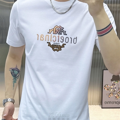 市场上装-T恤-欧货T恤