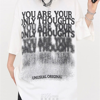 市场上装-T恤-电商T恤