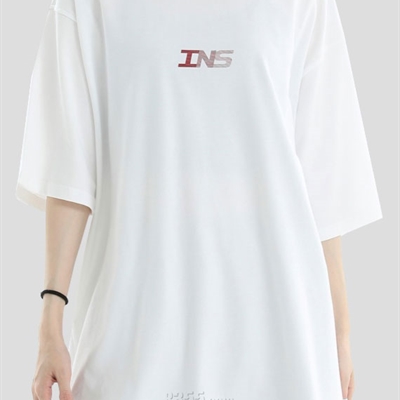 市场上装-T恤-电商T恤