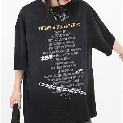 市场上装-T恤-电商T恤