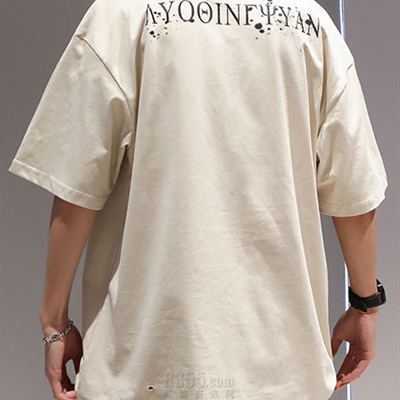 市场上装-T恤-电商T恤