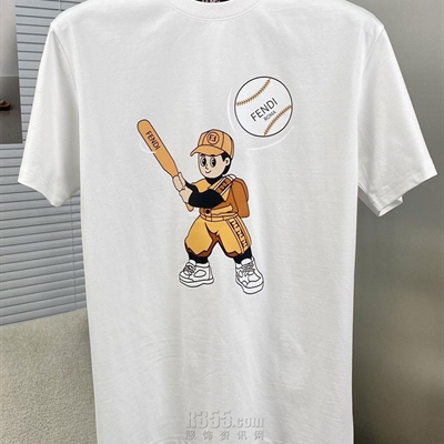 市场上装-T恤-欧货T恤