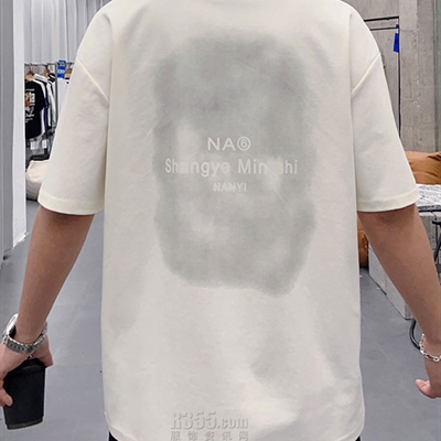 市场上装-T恤-休闲T恤