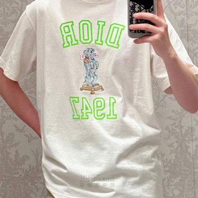 市场上装-T恤-欧货T恤