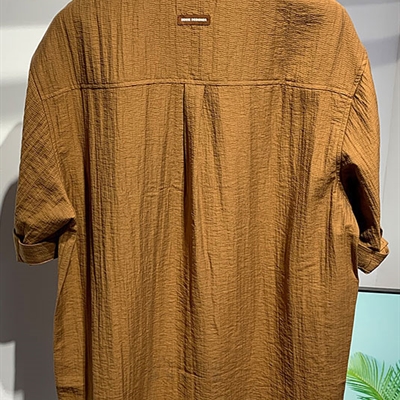 市场上装-衬衫-休闲衬衫