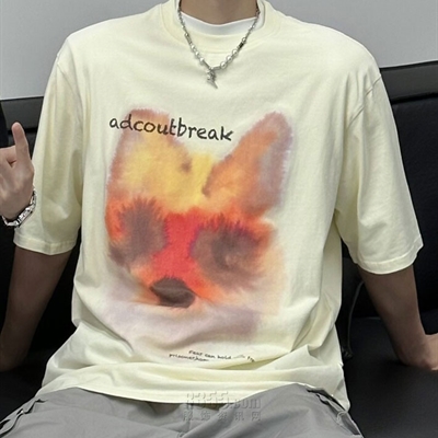 市场上装-T恤-电商T恤