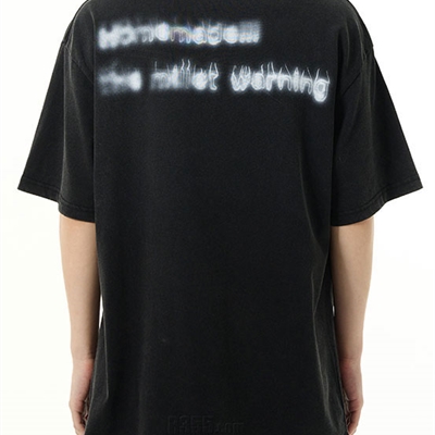 市场上装-T恤-电商T恤