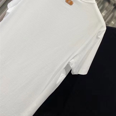 市场上装-T恤-欧货T恤