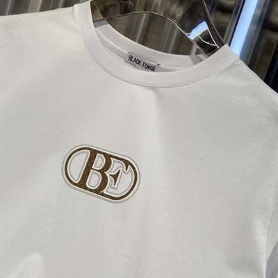 市场上装-T恤-欧货T恤