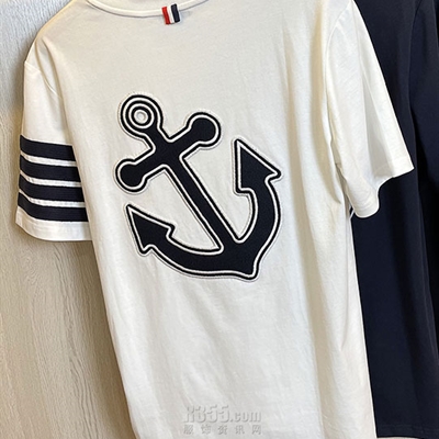 市场上装-T恤-欧货T恤