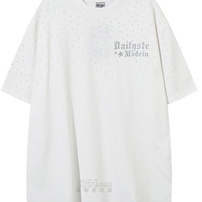 市场上装-T恤-电商T恤