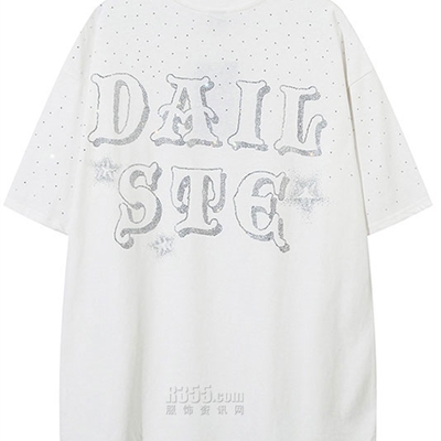 市场上装-T恤-电商T恤