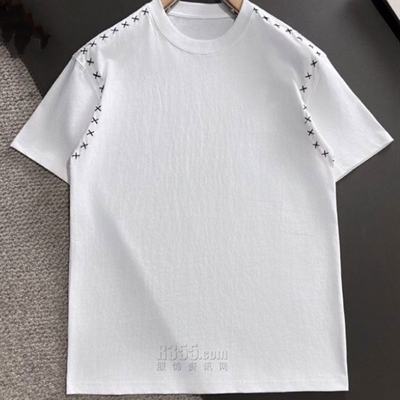 市场上装-T恤-欧货T恤