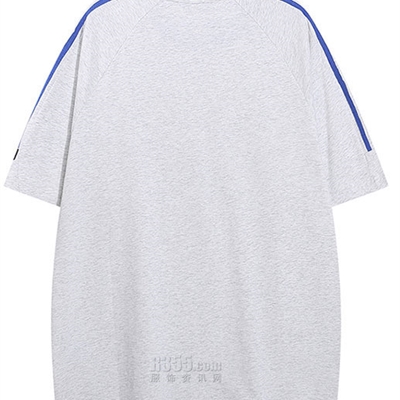 市场上装-T恤-电商T恤