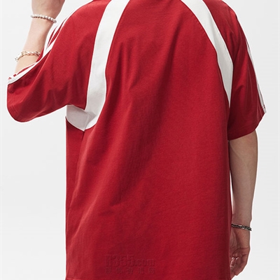 市场上装-T恤-电商T恤