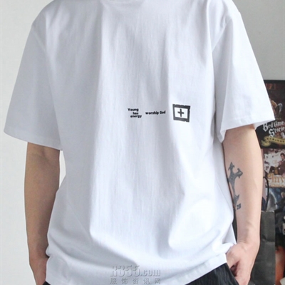 市场上装-T恤-休闲T恤