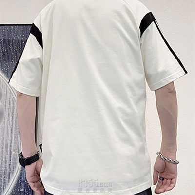 市场上装-T恤-电商T恤